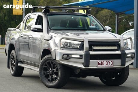 Grey 2016 Toyota Hilux Dual Cab Utility Sr5 (4X4)