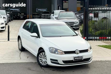 White 2015 Volkswagen Golf Hatchback 90 Tsi