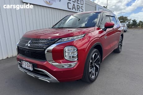 Red 2022 Mitsubishi Outlander Wagon Phev Exceed 5+2 Seat (Awd)