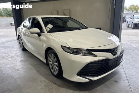 White 2019 Toyota Camry Sedan Ascent
