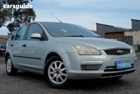 Silver 2006 Ford Focus Hatchback Cl