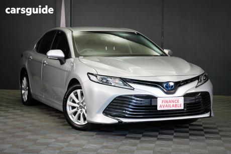 Silver 2020 Toyota Camry Sedan Ascent (Hybrid)
