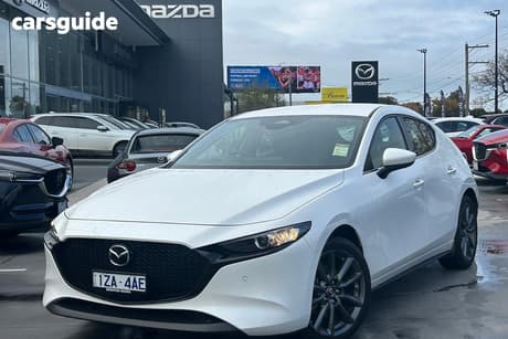 White 2025 Mazda 3 Hatchback G20 Touring Vision