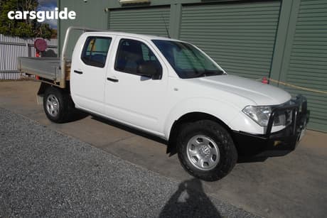 White 2009 Nissan Navara Dual Cab Pick-up Rx (4X4)