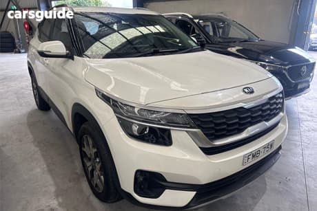 White 2020 Kia Seltos Wagon Sport (Fwd)