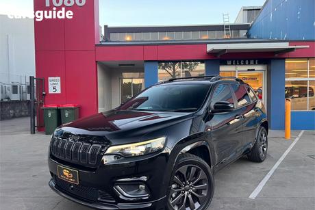 Black 2020 Jeep Cherokee Wagon S-Limited (Awd)