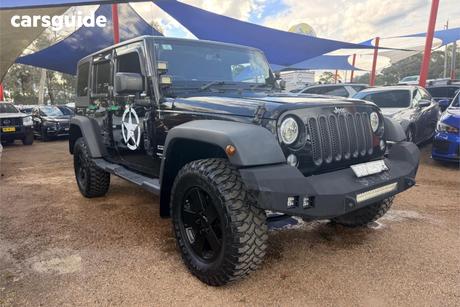 Black 2017 Jeep Wrangler Unlimited Softtop Rubicon (4X4)