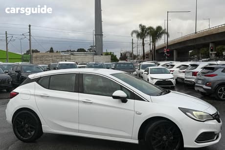 White 2018 Holden Astra Hatchback Rs-V