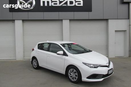 White 2017 Toyota Corolla Hatchback Ascent