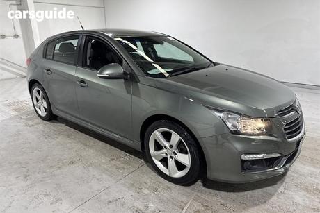 Green 2015 Holden Cruze Hatchback Sri V