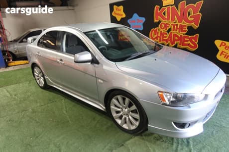 Silver 2009 Mitsubishi Lancer Sedan Vr-X
