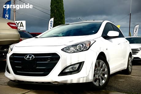 White 2015 Hyundai I30 Hatchback Active 1.6 Crdi