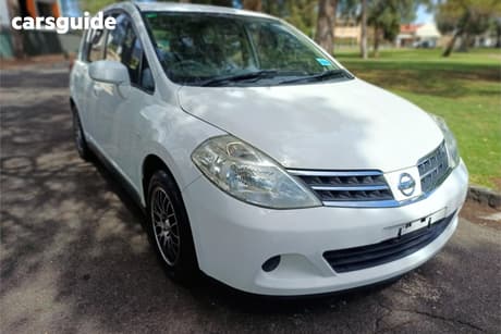 2010 Nissan Tiida Hatchback St