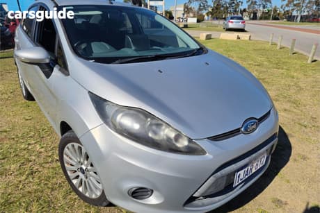 Silver 2010 Ford Fiesta Sedan Lx