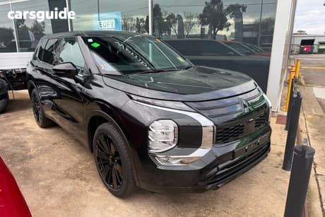 Black 2026 Mitsubishi Outlander Wagon Ls 7 Seat (2Wd)