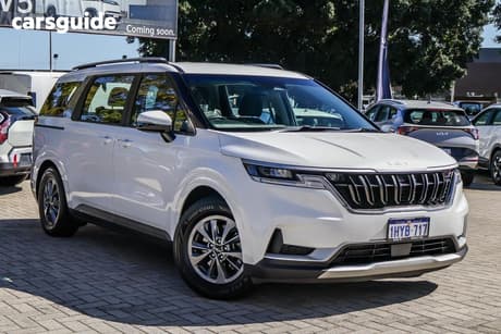 White 2023 Kia Carnival Wagon S