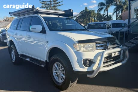 White 2014 Mitsubishi Challenger Wagon (4X4)
