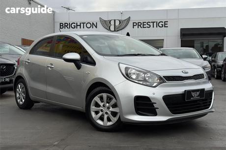 Silver 2016 Kia RIO Hatchback S
