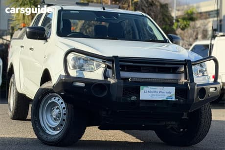 White 2022 Isuzu D-MAX Crew Cab Utility Sx (4X4)