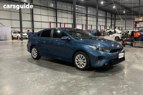 Blue 2024 Kia Cerato Sedan S