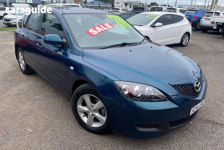 Blue 2006 Mazda 3 Hatchback Maxx