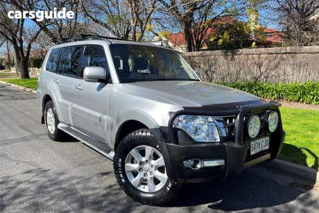 Silver 2021 Mitsubishi Pajero Wagon Glx (4X4) 7 Seat