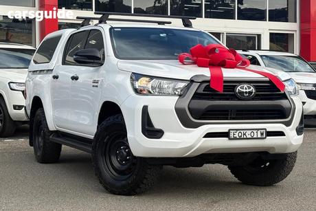 White 2021 Toyota Hilux Double Cab Pick Up Sr Hi-Rider