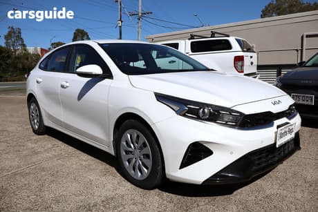 White 2021 Kia Cerato Hatchback S