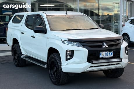 White 2022 Mitsubishi Triton Double Cab Pick Up Glx+ (4X4)
