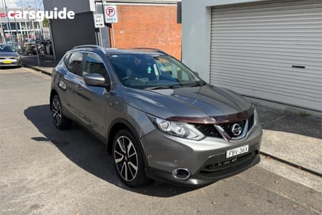 Grey 2017 Nissan Qashqai Wagon Ti (4X2)
