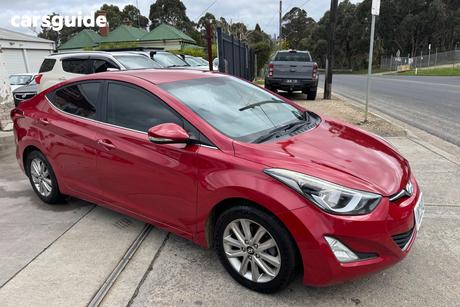 Red 2014 Hyundai Elantra Sedan Elite