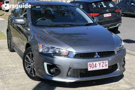 Silver 2017 Mitsubishi Lancer Sedan Es Sport