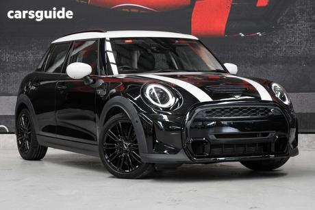 Black 2021 Mini Cooper Hatchback S Classic 5D Hatch