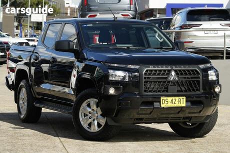 Black 2024 Mitsubishi Triton Club Cab Pickup Glx+ (4X4)