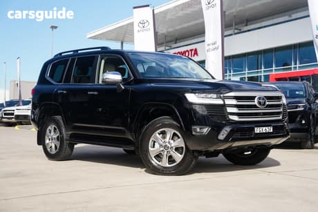 Black 2024 Toyota Landcruiser Wagon Lc300 Sahara (4X4)