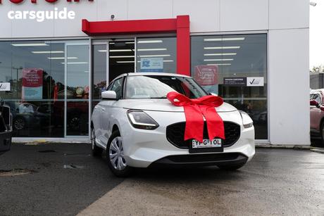 White 2024 Suzuki Swift Hatchback Hybrid