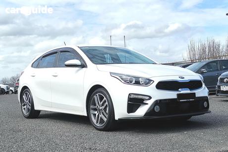 White 2020 Kia Cerato Hatchback Sport Nav