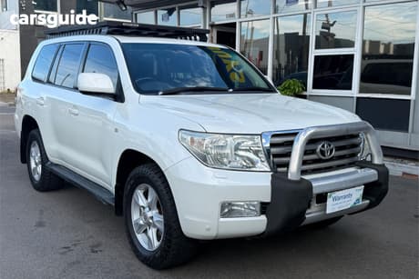White 2011 Toyota Landcruiser Wagon Sahara (4X4)