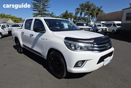 White 2015 Toyota Hilux Dual Cab Utility Workmate