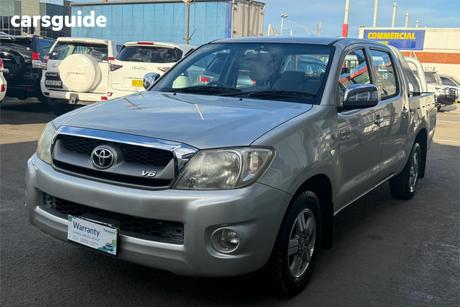 Silver 2008 Toyota Hilux Dual Cab Pick-up Sr5