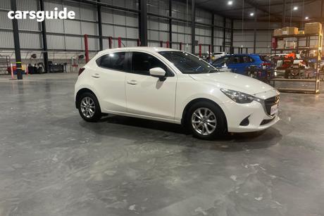 White 2017 Mazda 2 Hatchback Maxx