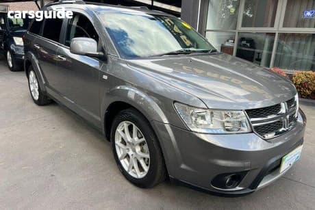 Grey 2012 Dodge Journey Wagon R/T