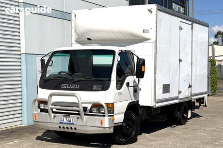White 1998 Isuzu OTHER OtherCar