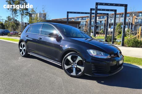 Black 2017 Volkswagen Golf Hatchback Gti