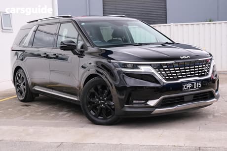 Black 2023 Kia Carnival Wagon Special Edition