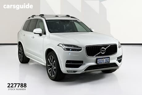 White 2017 Volvo XC90 Wagon D5 Momentum