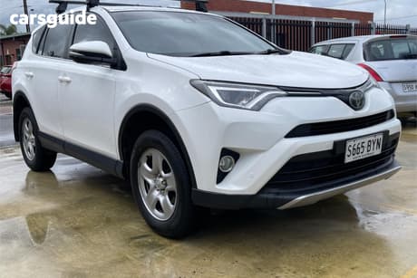 White 2018 Toyota RAV4 Wagon Gx (2Wd)