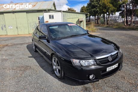 Black 2005 Holden Calais Sedan