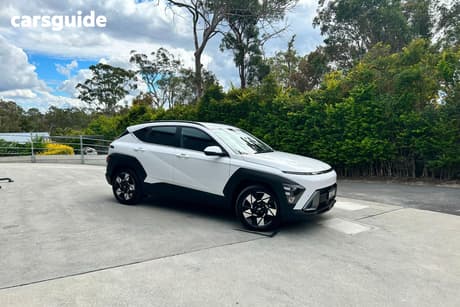 White 2024 Hyundai Kona Wagon