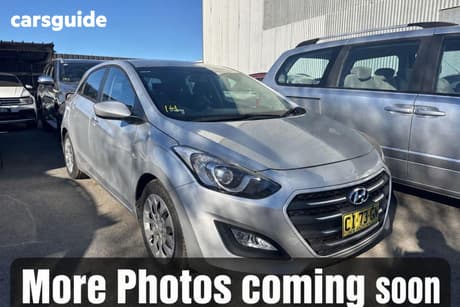 Silver 2016 Hyundai I30 Hatchback Active 1.6 Crdi